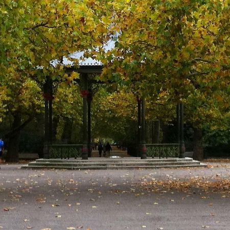 Ferienwohnung Chelsea: Exceptional 1Br W/Views Of The River Thames & Battersea Park London Exterior foto